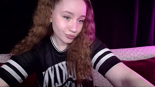 Snapshot of SindiWatsoon chatting on 03-16-25, 02:33 SindiWatsoon online show from 03-16-25, 02:33