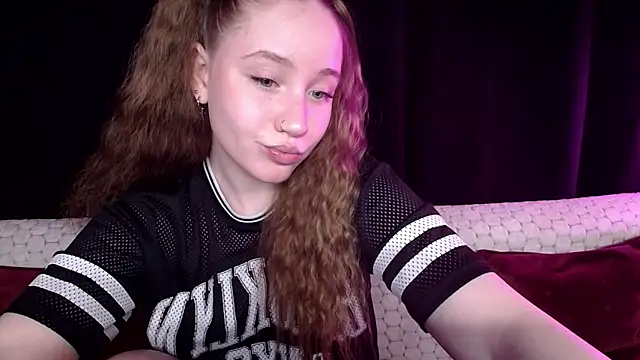 Snapshot of SindiWatsoon chatting on 03-16-25, 06:12 SindiWatsoon online show from 03-16-25, 06:12