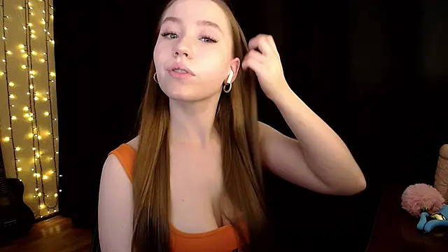 Snapshot of SindiWatsoon chatting on 11-27-25, 04:53 SindiWatsoon online show from 11-27-25, 04:53