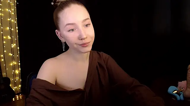 Snapshot of SindiWatsoon chatting on 02-05-26, 01:16 SindiWatsoon online show from 02-05-26, 01:16