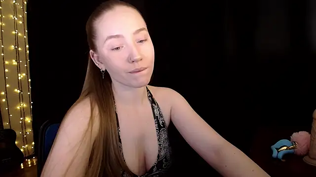 Snapshot of SindiWatsoon chatting on 02-12-26, 07:09 SindiWatsoon online show from 02-12-26, 07:09