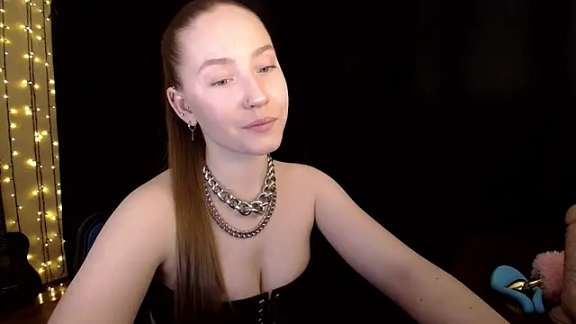 Snapshot of SindiWatsoon chatting on 02-14-26, 03:42 SindiWatsoon online show from 02-14-26, 03:42