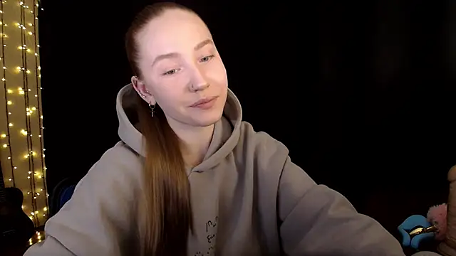 Snapshot of SindiWatsoon chatting on 02-18-26, 05:53 SindiWatsoon online show from 02-18-26, 05:53