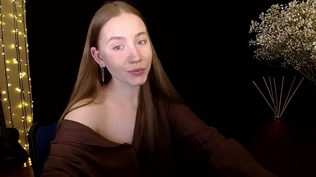 Snapshot of SindiWatsoon chatting on 03-08-26, 05:50 SindiWatsoon online show from 03-08-26, 05:50