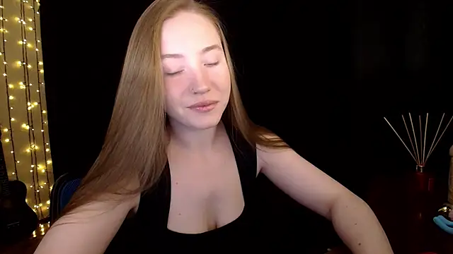 SindiWatsoon online show from 04-17-26, 04:54