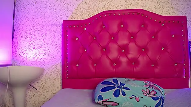 luly pink online show from 03-13-26, 04:30