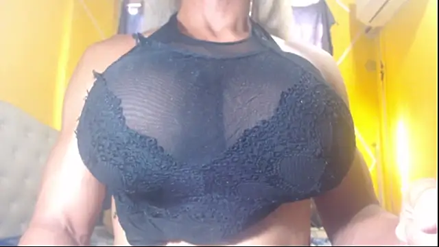 DanielaMuscleTS online show from 01-07-25, 08:10