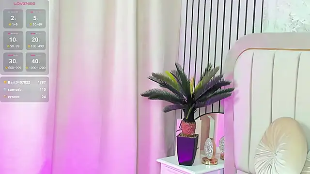 Snapshot of Jelisse_Jones chatting on 01-08-25, 05:26 Jelisse Jones online show from 01-08-25, 05:26