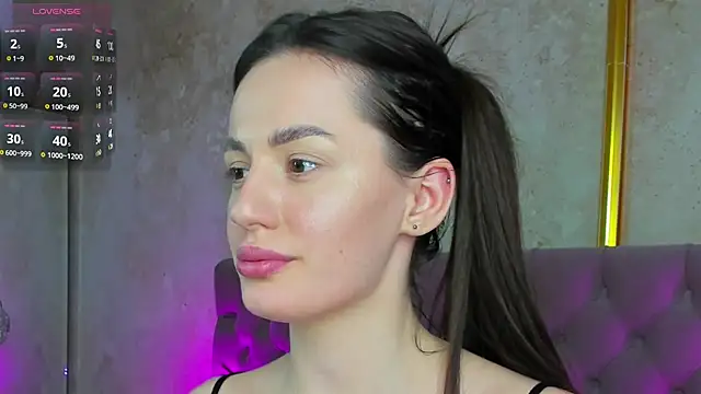 Snapshot of Jelisse_Jones chatting on 02-20-25, 05:07 Jelisse Jones online show from 02-20-25, 05:07