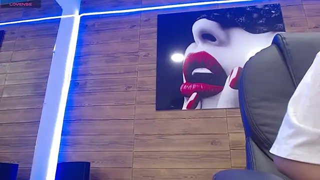 Ashlyeegray online show from 02-21-25, 04:29