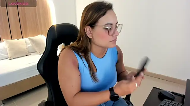 zoe danae  online show from 03-24-26, 12:21