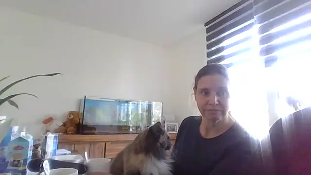 Snapshot of Mir_boobs_ chatting on 11-03-25, 11:11 Mir boobs online show from 11-03-25, 11:11