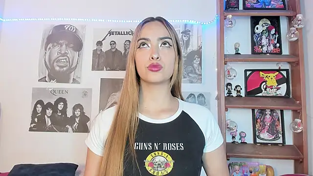 Snapshot of Meowlody chatting on 11-20-25, 11:15 Meowlody online show from 11-20-25, 11:15