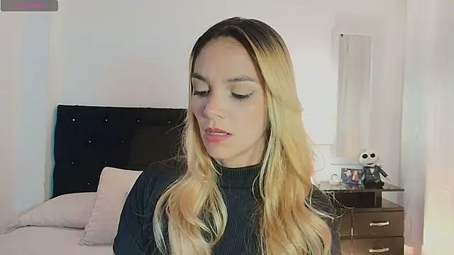 MeganLorensx online show from 04-09-26, 10:26