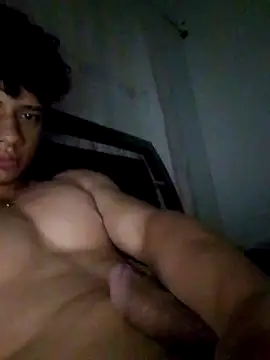 Snapshot of conejoSex_69 chatting on 09-17-25, 04:58 conejoSex 69 online show from 09-17-25, 04:58