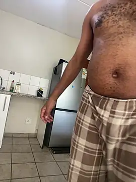 jaytee198610 online show from 05-01-26, 11:37