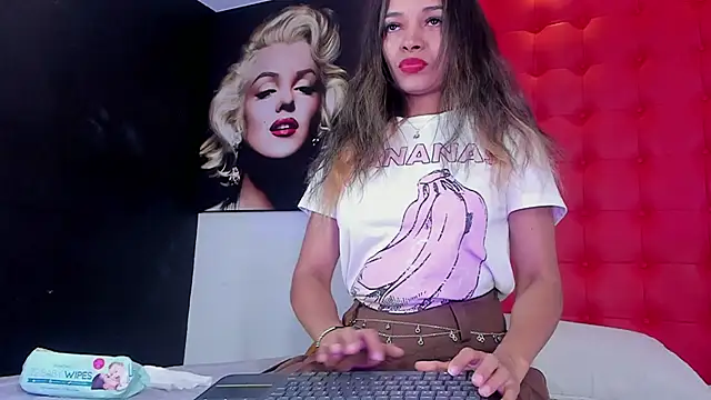 Snapshot of Daliana_Beck chatting on 06-02-26, 12:29 Daliana Beck online show from 06-02-26, 12:29