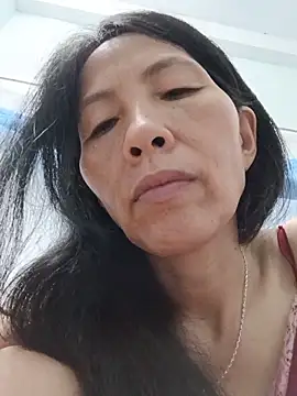 Snapshot of Hana_67 chatting on 06-04-26, 12:27 Hana 67 online show from 06-04-26, 12:27