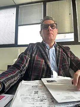 Snapshot of Britmi chatting on 02-23-26, 11:07 Britmi online show from 02-23-26, 11:07