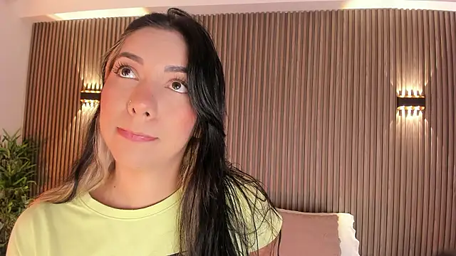 AliceHanz online show from 02-19-26, 04:08