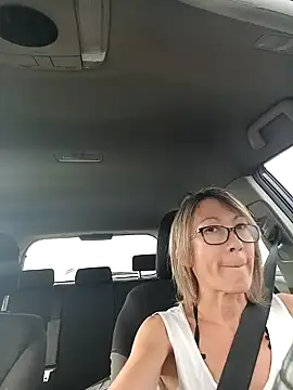 Timide girl2 online show from 12-16-24, 01:00