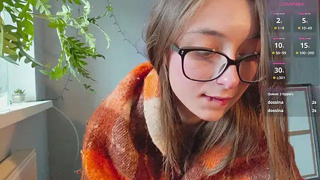 Snapshot of monlight__dana chatting on 01-08-25, 10:48 monlight dana online show from 01-08-25, 10:48