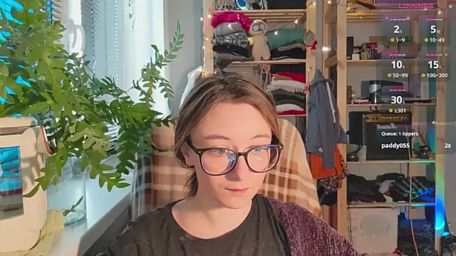 Snapshot of monlight__dana chatting on 02-23-25, 01:32 monlight dana online show from 02-23-25, 01:32