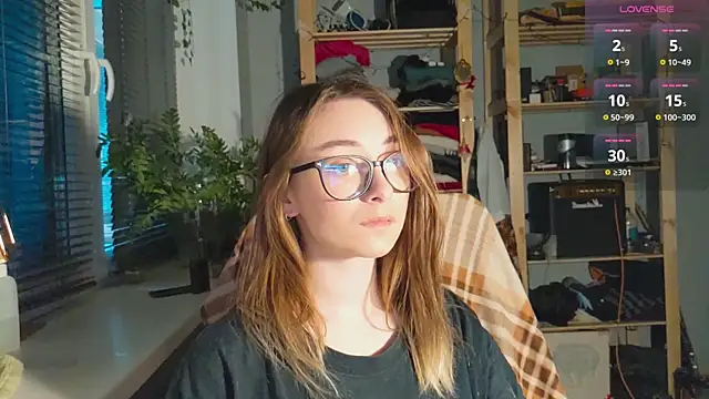 Snapshot of monlight__dana chatting on 02-26-25, 03:30 monlight dana online show from 02-26-25, 03:30