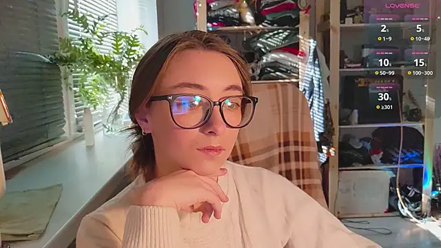 Snapshot of monlight__dana chatting on 03-07-25, 12:45 monlight dana online show from 03-07-25, 12:45