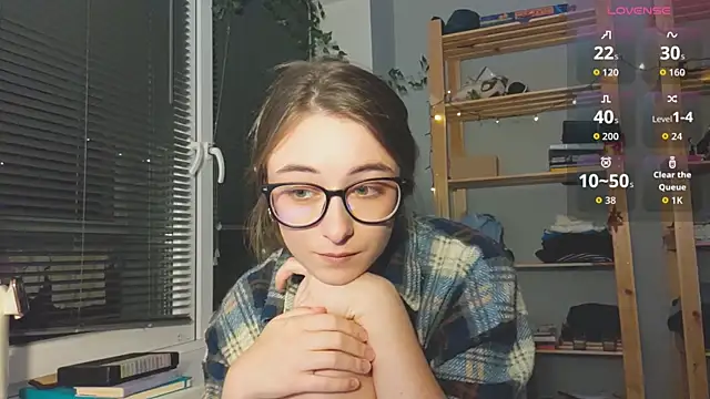 Snapshot of monlight__dana chatting on 10-05-25, 05:00 monlight dana online show from 10-05-25, 05:00