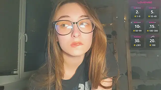 Snapshot of monlight__dana chatting on 11-02-25, 03:14 monlight dana online show from 11-02-25, 03:14