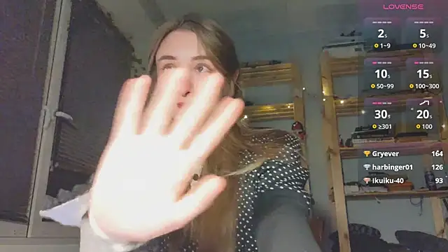 Snapshot of monlight__dana chatting on 12-13-25, 07:53 monlight dana online show from 12-13-25, 07:53