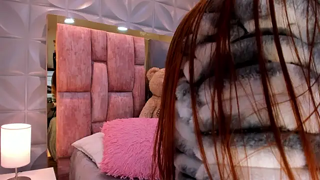 Charlotte Ice1 online show from 04-16-26, 01:12