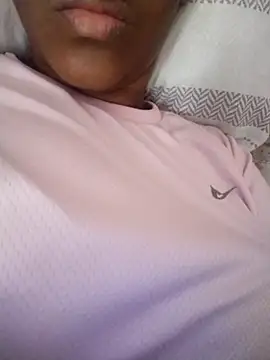 Snapshot of -_Anny_- chatting on 11-19-25, 11:10 - Anny - online show from 11-19-25, 11:10