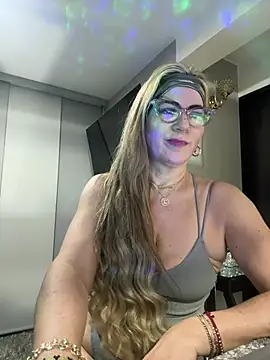 LARIANA RIVERA23 online show from 02-06-25, 03:48