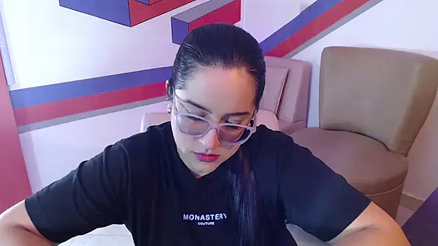 Sofiia davis23 online show from 12-10-24, 01:00