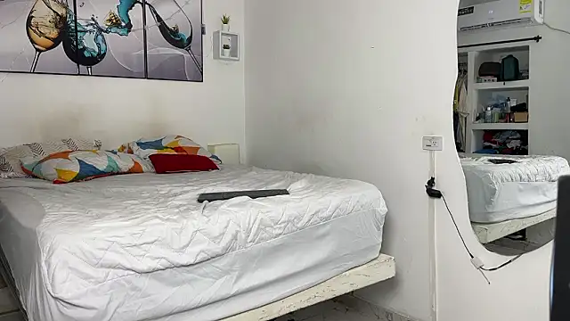 wendy alejo1712 online show from 03-10-26, 01:32