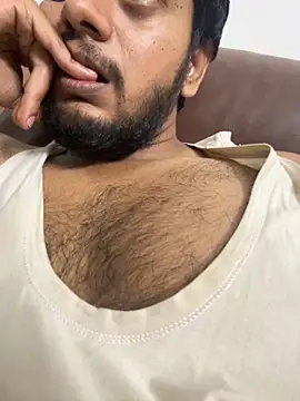 indianhotche online show from 10-31-25, 08:43