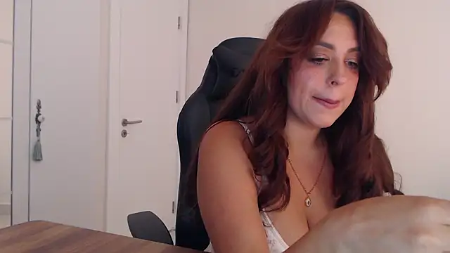  Just a queen 3 online show from 06-15-26, 05:15