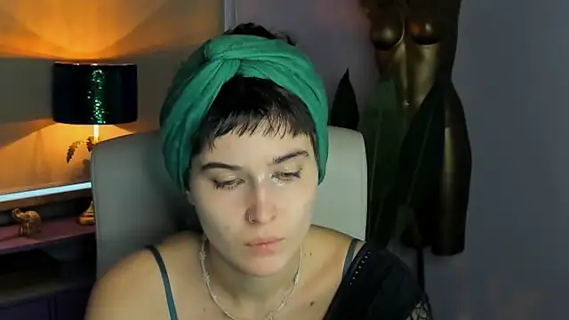 sarah perfect online show from 10-06-25, 01:19