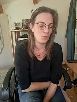 SpiceLea online show from 12-28-24, 02:42