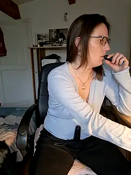 SpiceLea online show from 01-25-25, 02:36