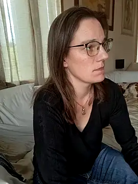 SpiceLea online show from 01-30-25, 03:08