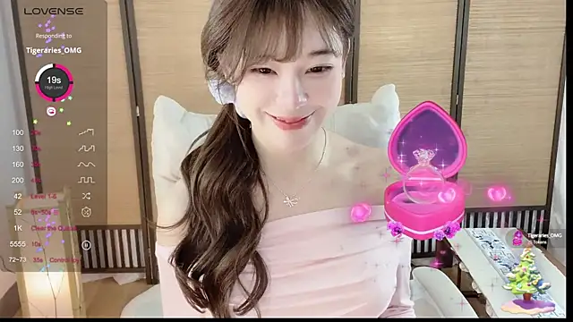 Yuuuuuly online show from 12-18-24, 04:49