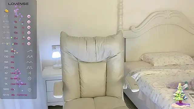 Yuuuuuly online show from 02-28-25, 04:20