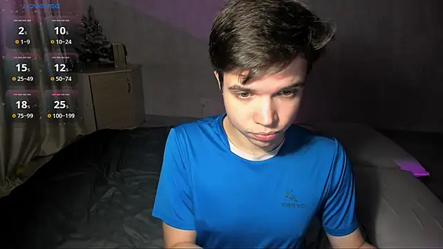 Snapshot of tailer_ chatting on 01-11-26, 04:45 tailer online show from 01-11-26, 04:45