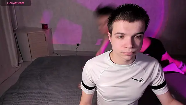 Snapshot of tailer_ chatting on 02-07-26, 07:17 tailer online show from 02-07-26, 07:17