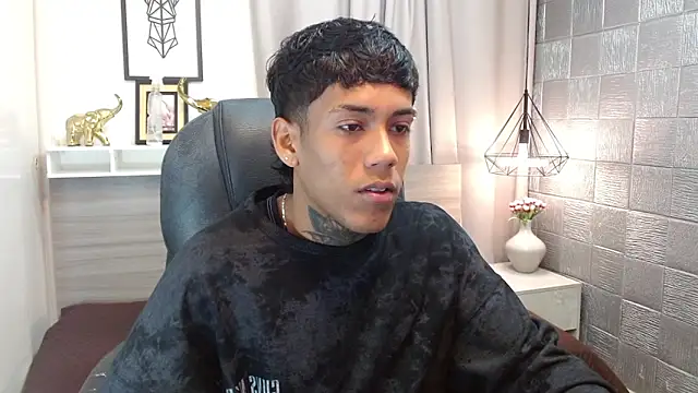 Snapshot of Alan_Cute18 chatting on 02-25-26, 12:48 Alan Cute18 online show from 02-25-26, 12:48