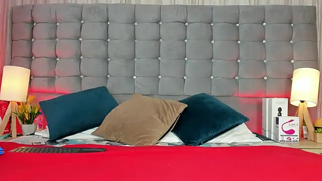 Poacahontasfg online show from 09-28-25, 04:07