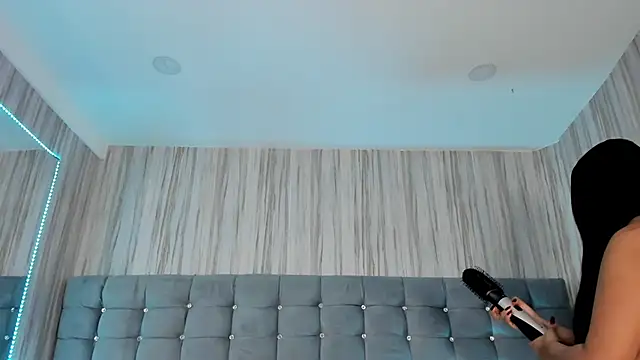 Poacahontasfg online show from 04-10-26, 04:06